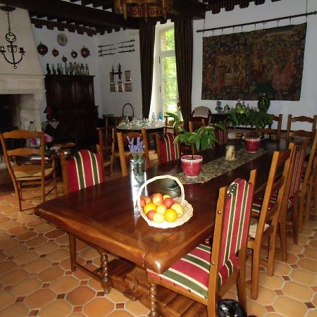 Le Chateau Bed & Breakfast Neuville-Coppegueule Exterior photo